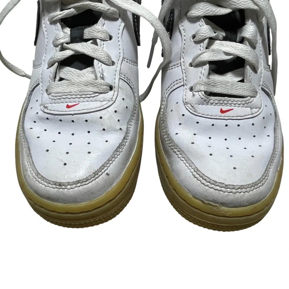 Nike Air Force 1 LV8 Go the Extra Smile Size 4.5‎ Youth